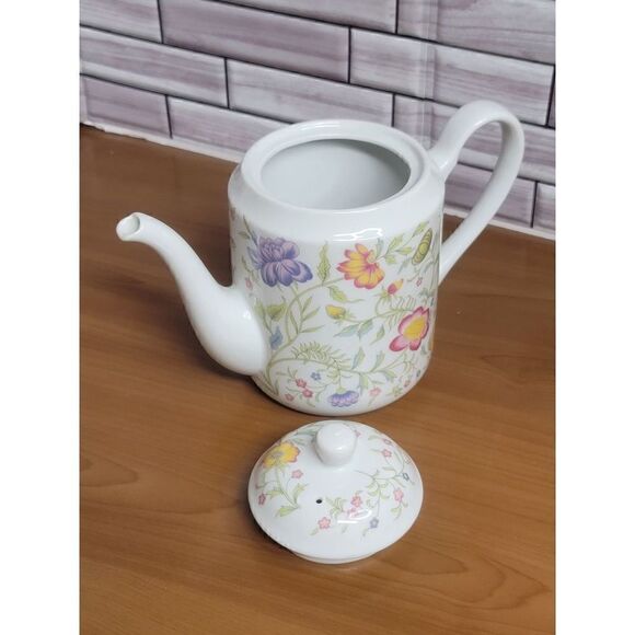 Avignon by TOSCANY Teapot  - Picture 5 of 8